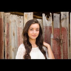 Meet your Posher, Natalie